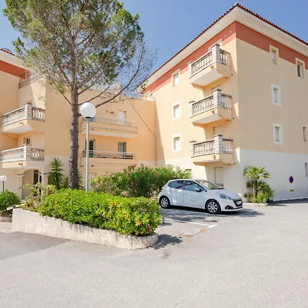 Le Privilege By Interhome